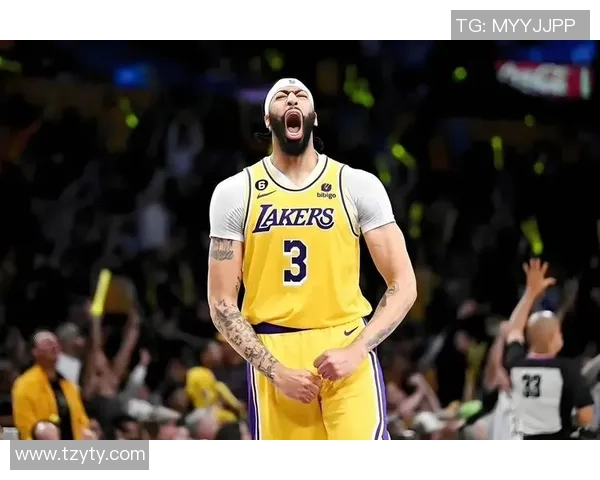 湖人轻取马刺，浓眉33分制胜